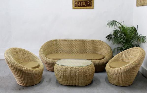 Bamboo:Cane Couch