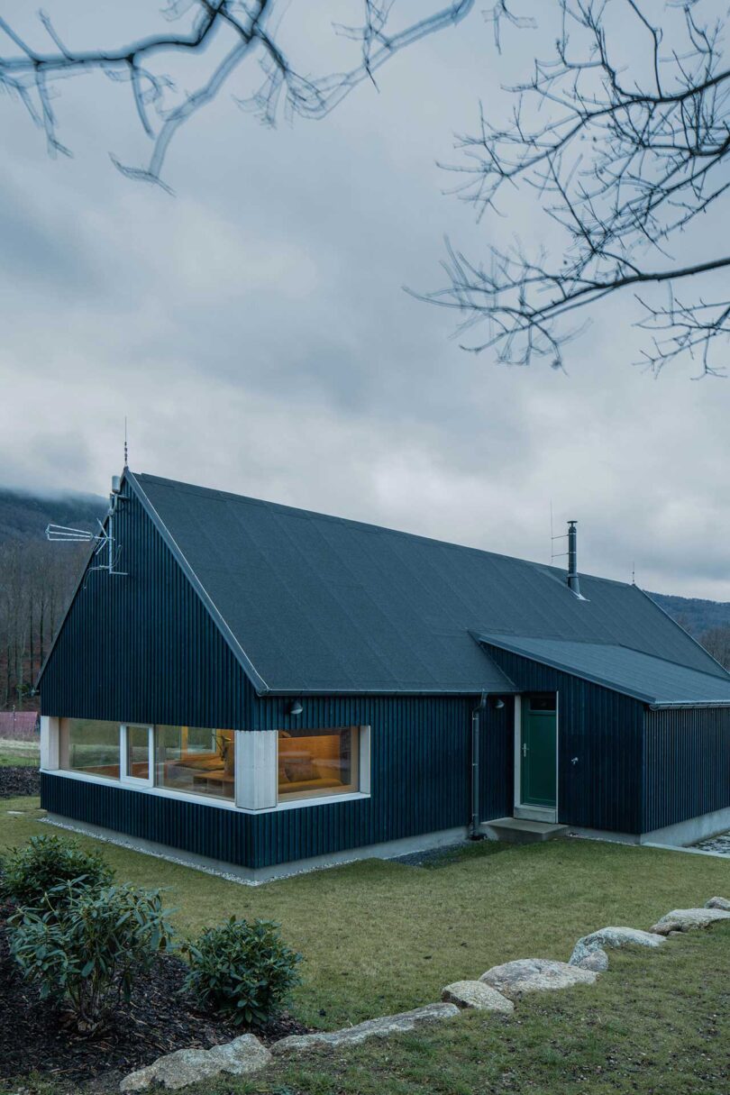 Combine Charcoal Black with Blue Siding