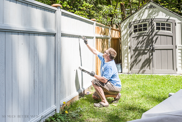 Easy Steps to Stain Wood Fence Quickly