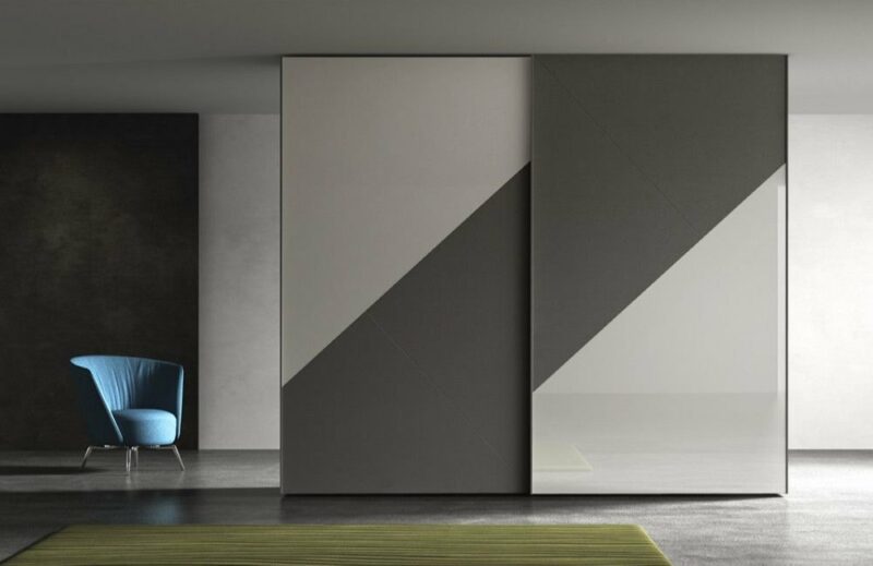 Geometric Sliding Panels