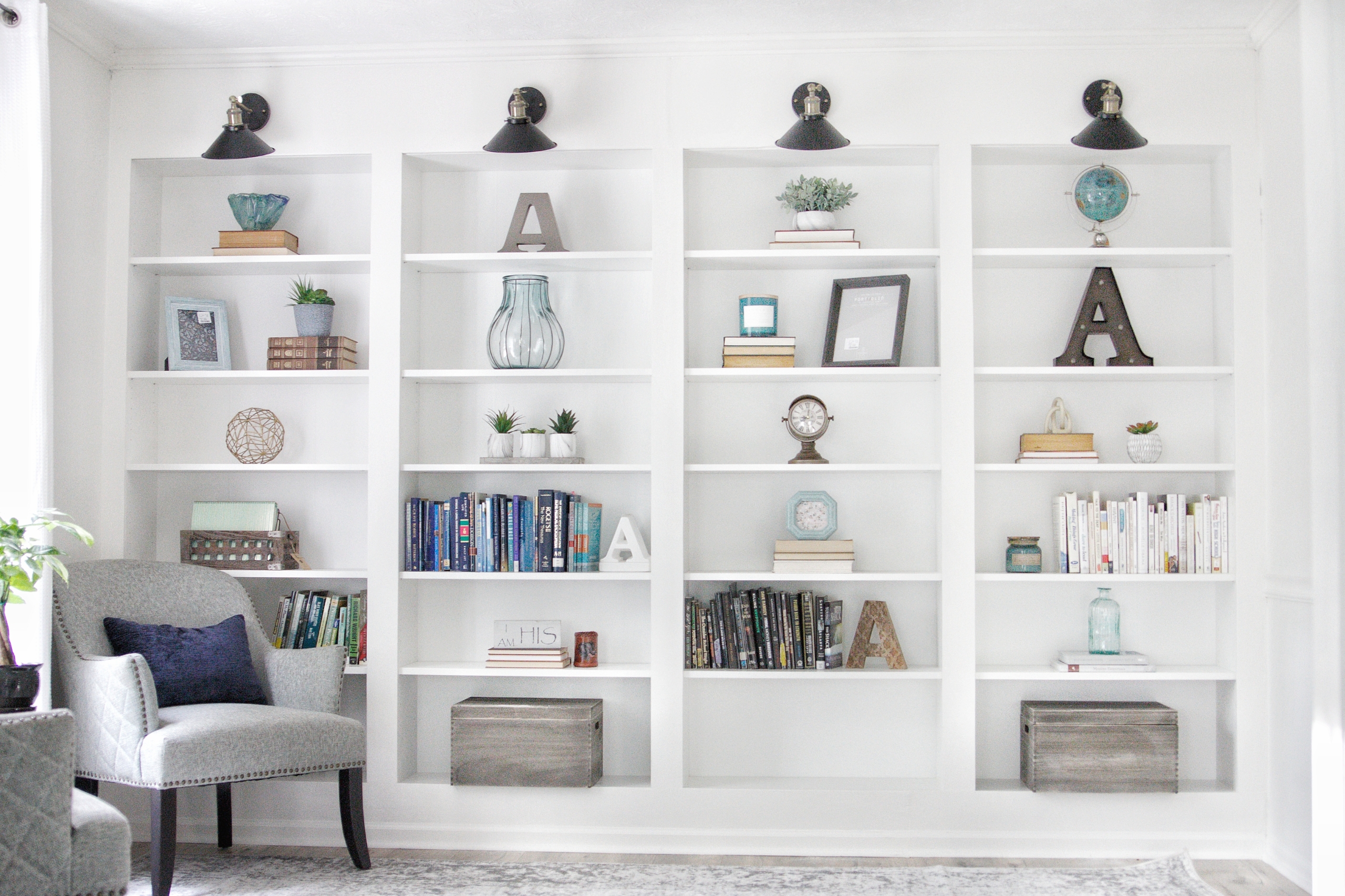 Ingenious Built-In Bookcase Hack