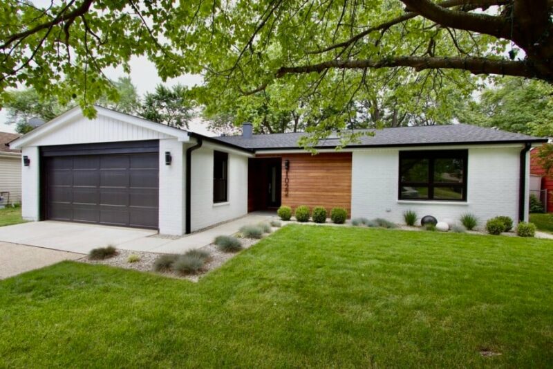 Simple Contemporary White House with Black Trim