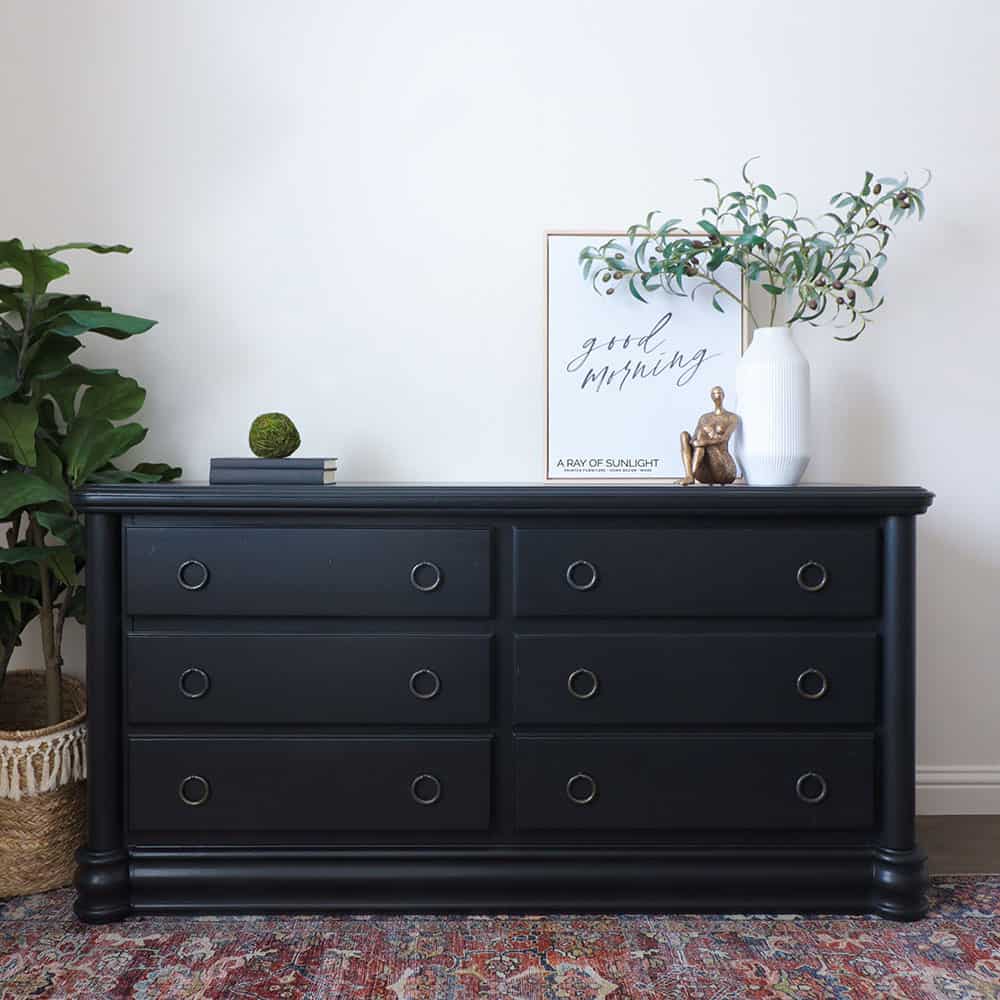 Easy Beginner's Guide: How to Paint Your Furniture Black